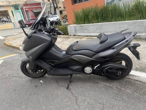 YAMAHA TMAX 